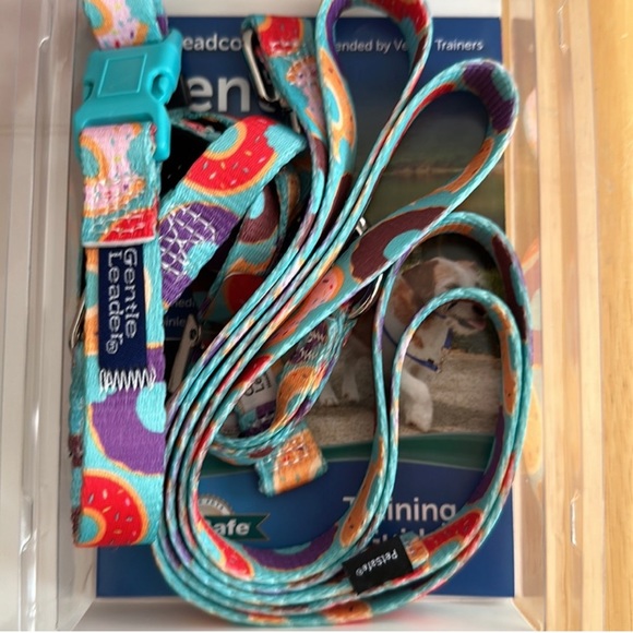 TWO Gentle leaders. DONUTS and POPPY patterns head collar and leash, size Medium - Picture 7 of 8